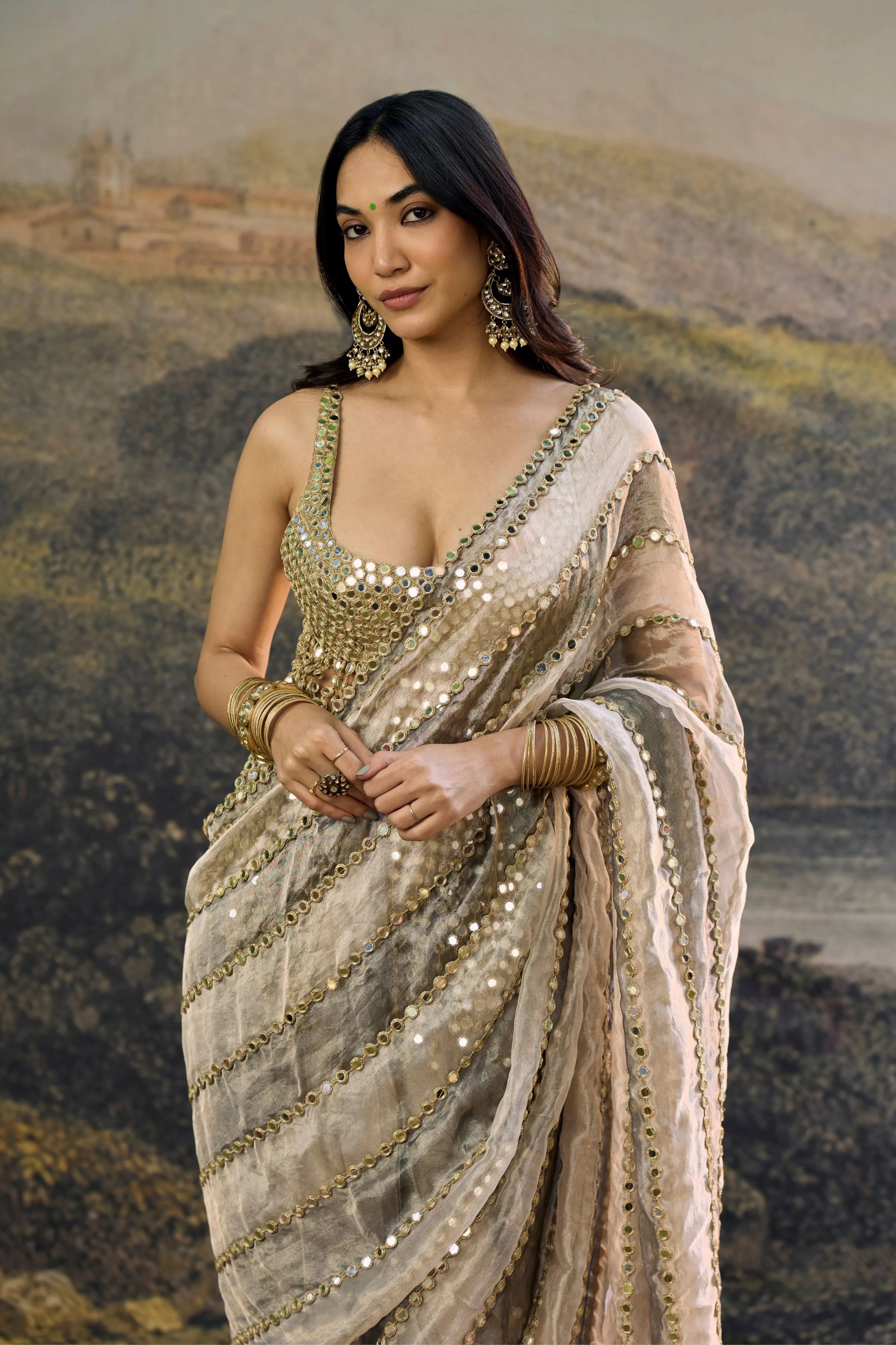 Avyra Saree Set