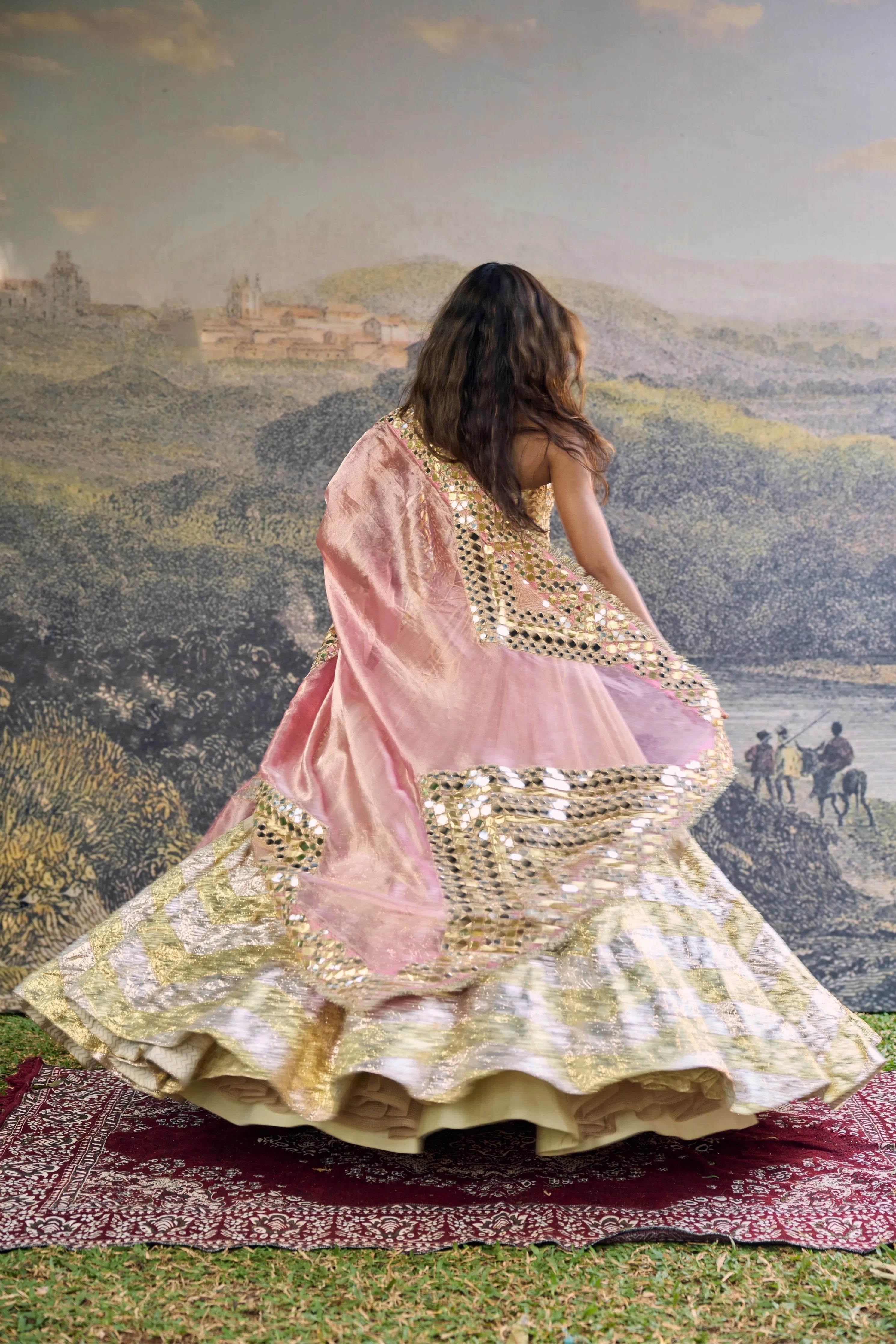 Sunehri Roshan Mirror Lehenga Set
