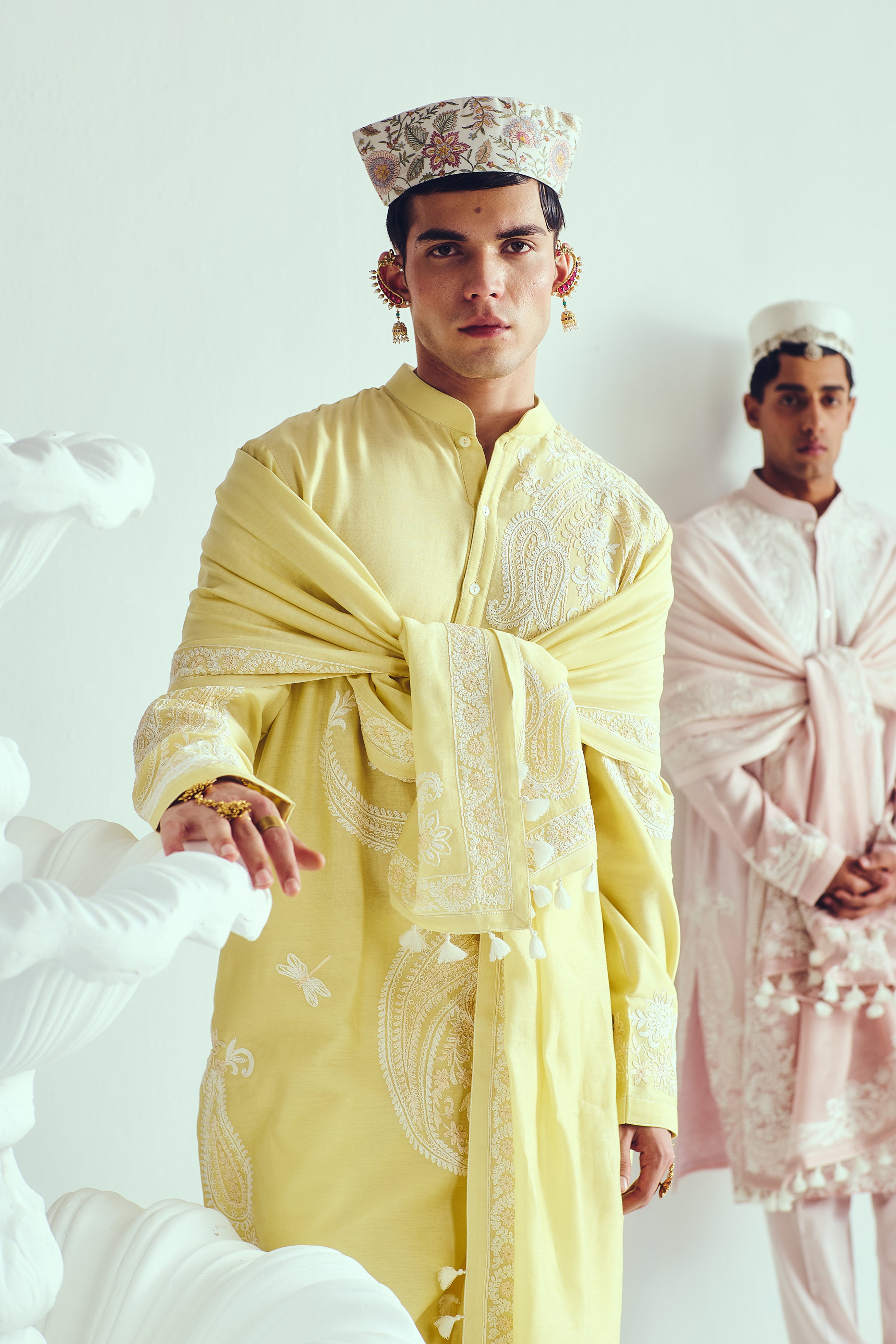 Boteh-Ye Boland Kurta Set