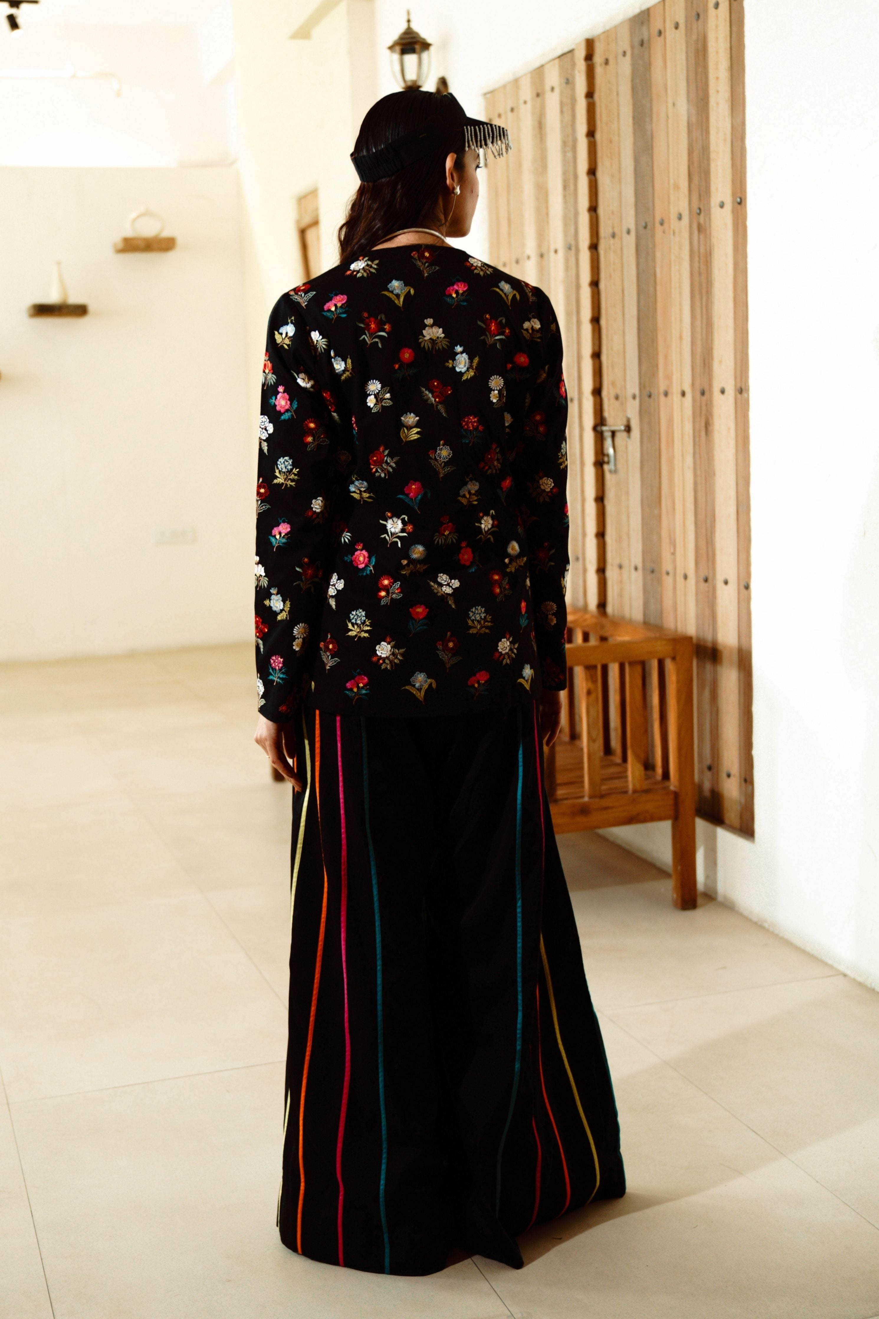 Garden City Black Jacket Set
