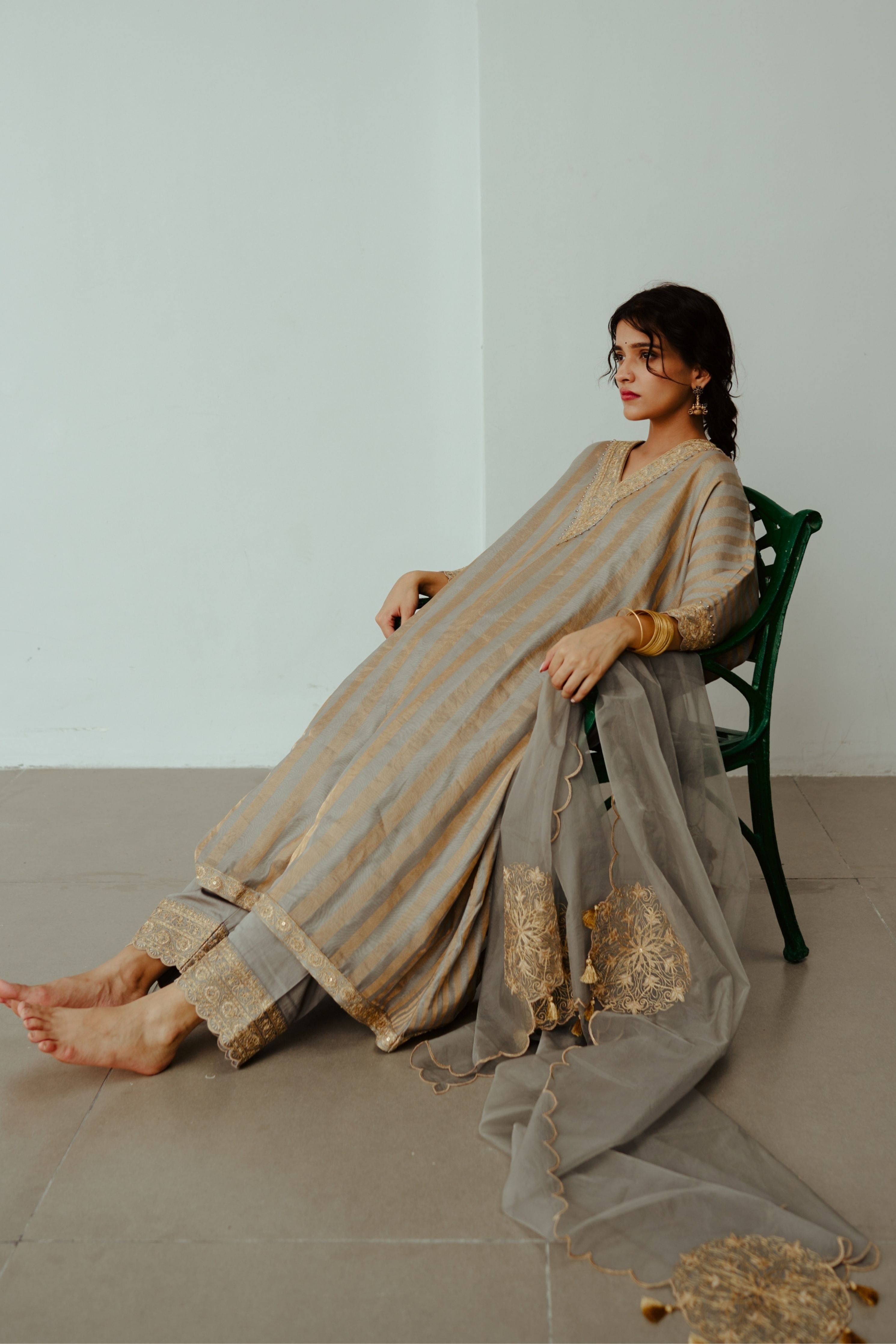 Nargis Smoky grey Kaftan Set