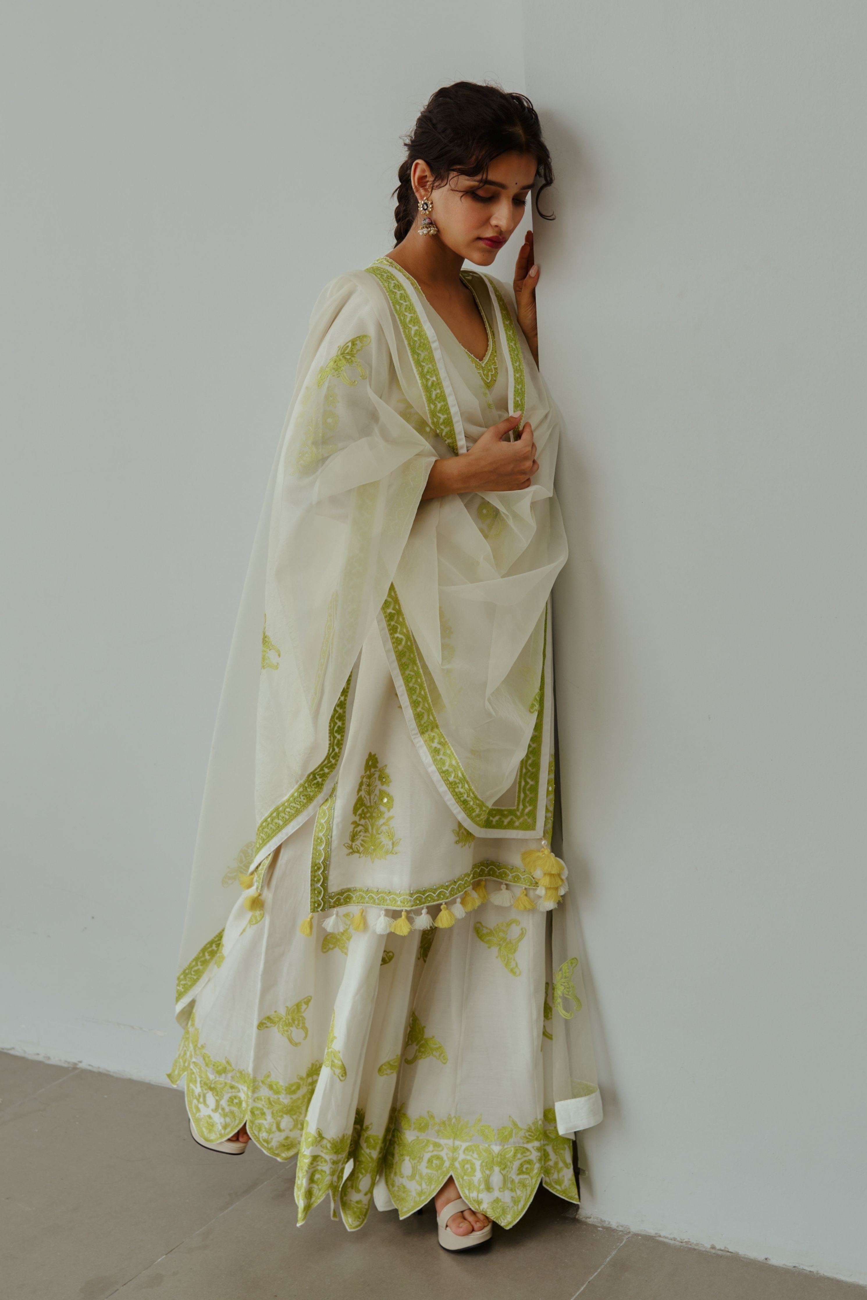Titli Ivory Kurta Set
