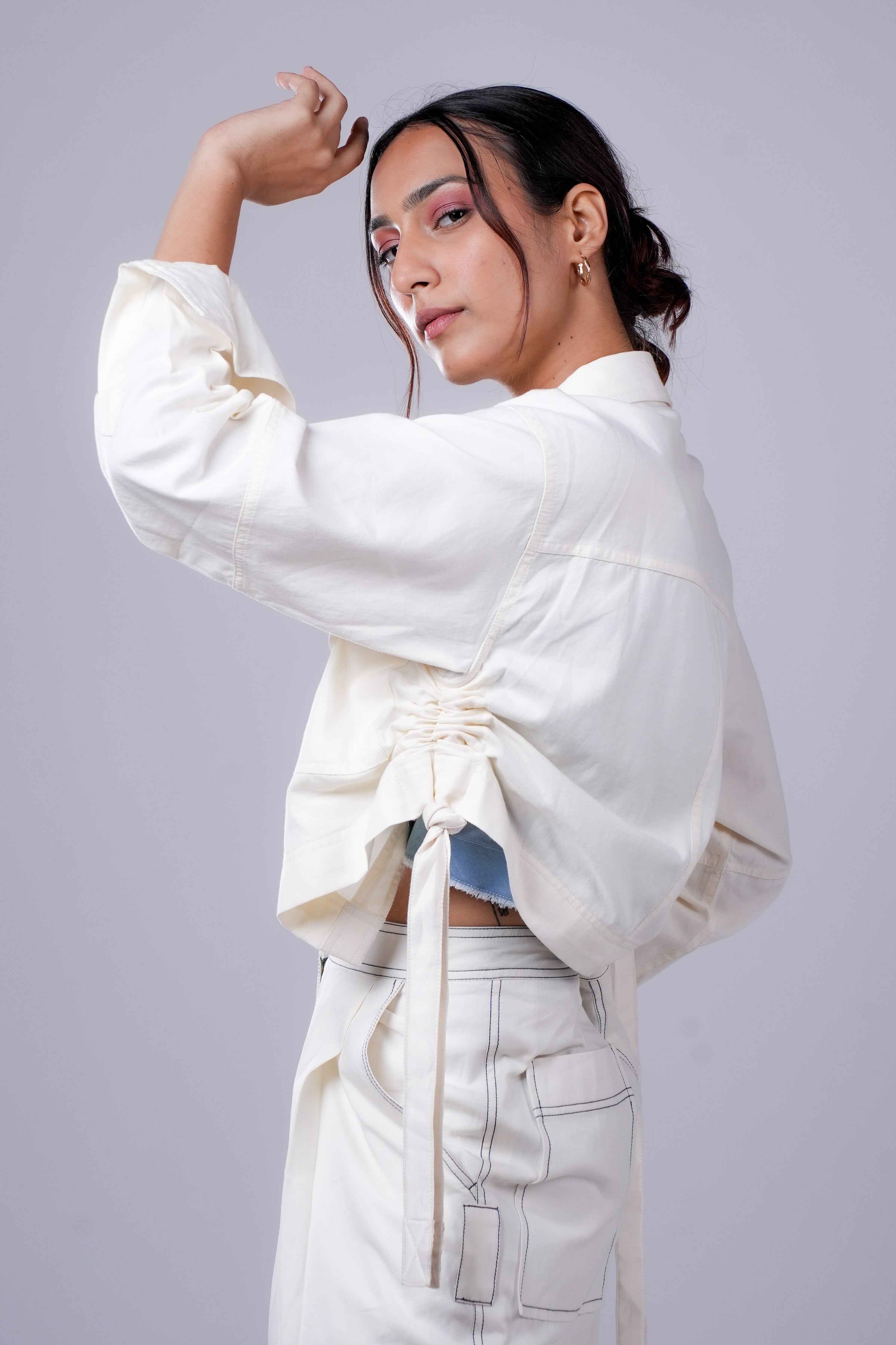 White Denim Solid Shirt Collar Ruched Crop Pant Set