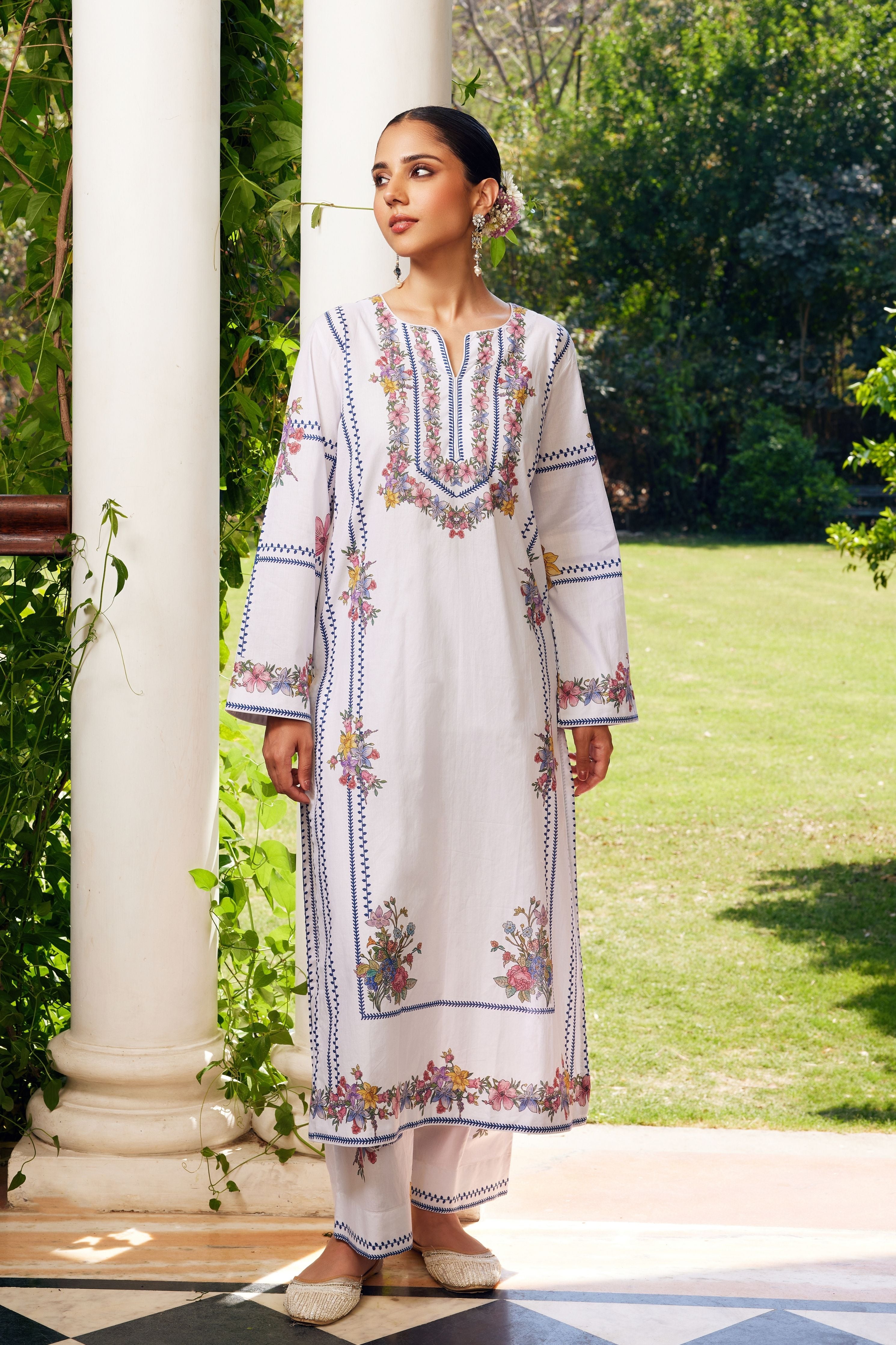 White Gulzaar Kurta Set