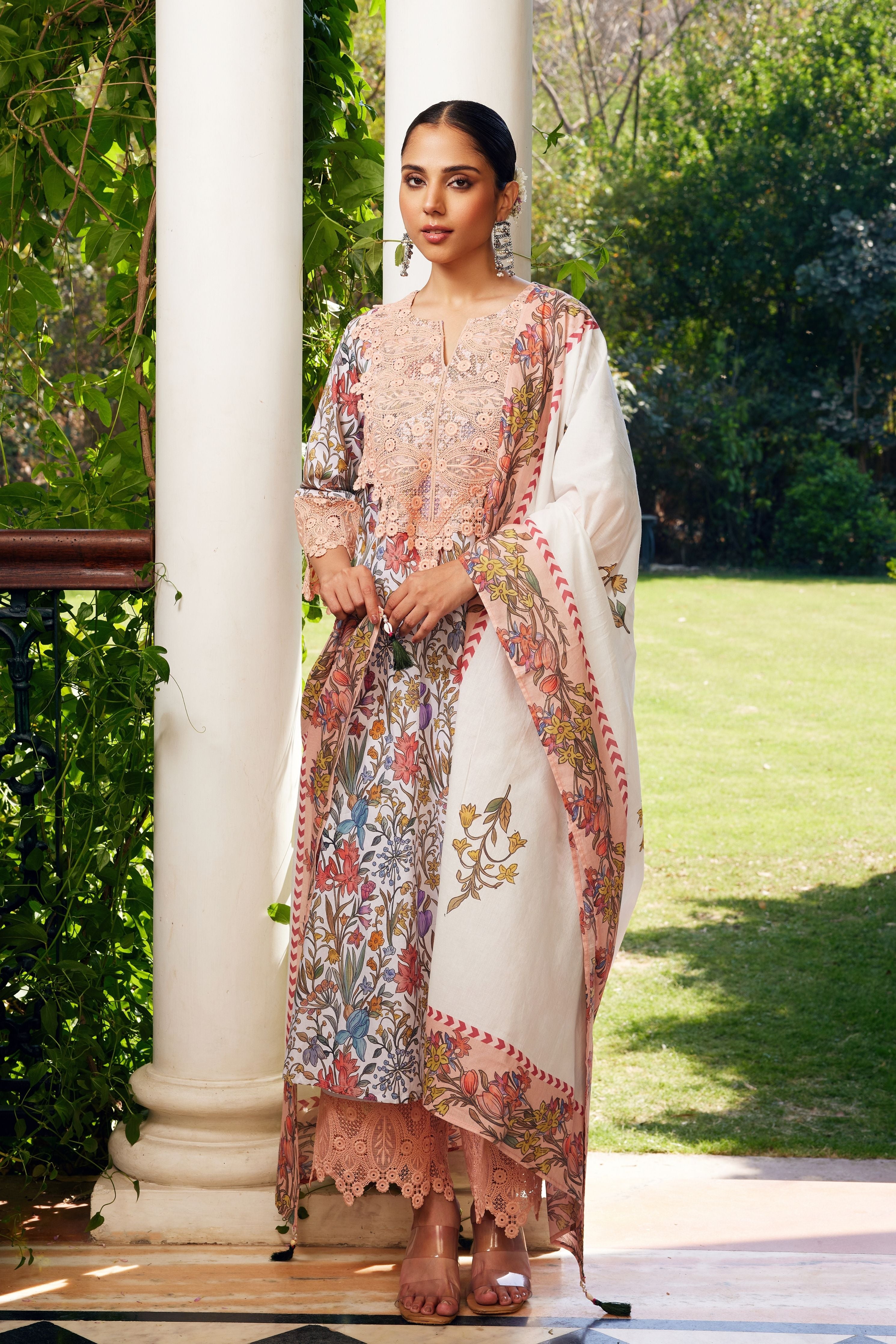 White Gulzaar Printed Kurta Set