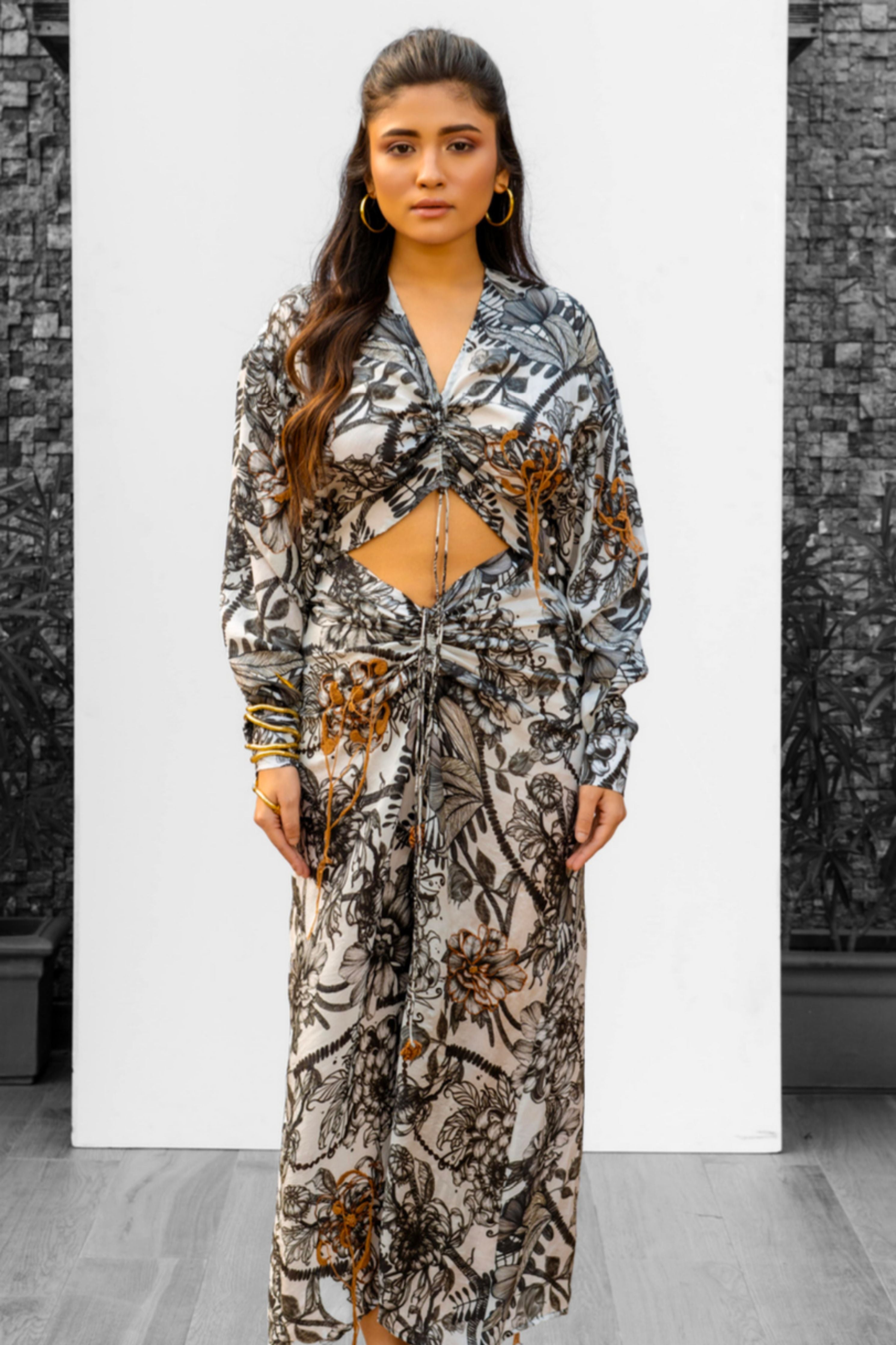 Botanical Symphony Top Bluish Grey