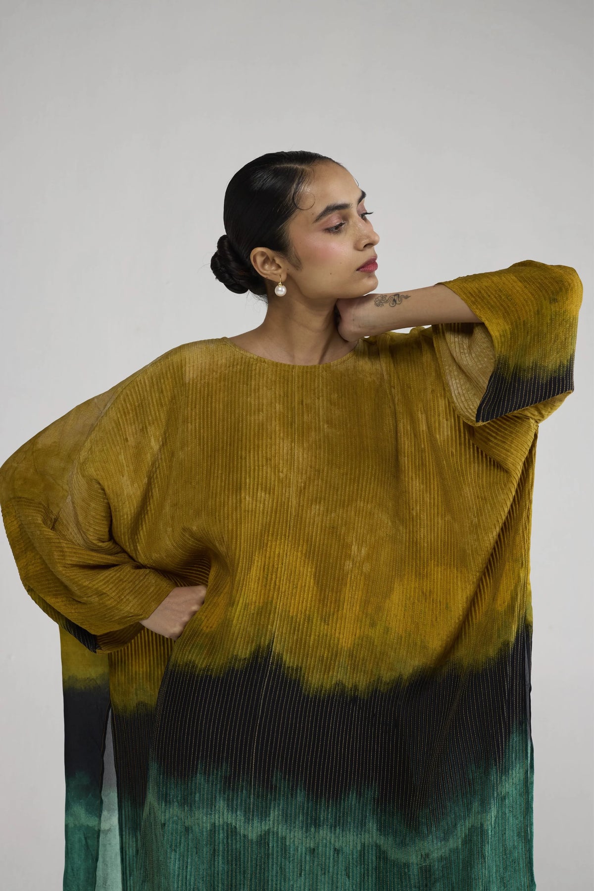 Uri Pintucks Kaftan Kurta Set