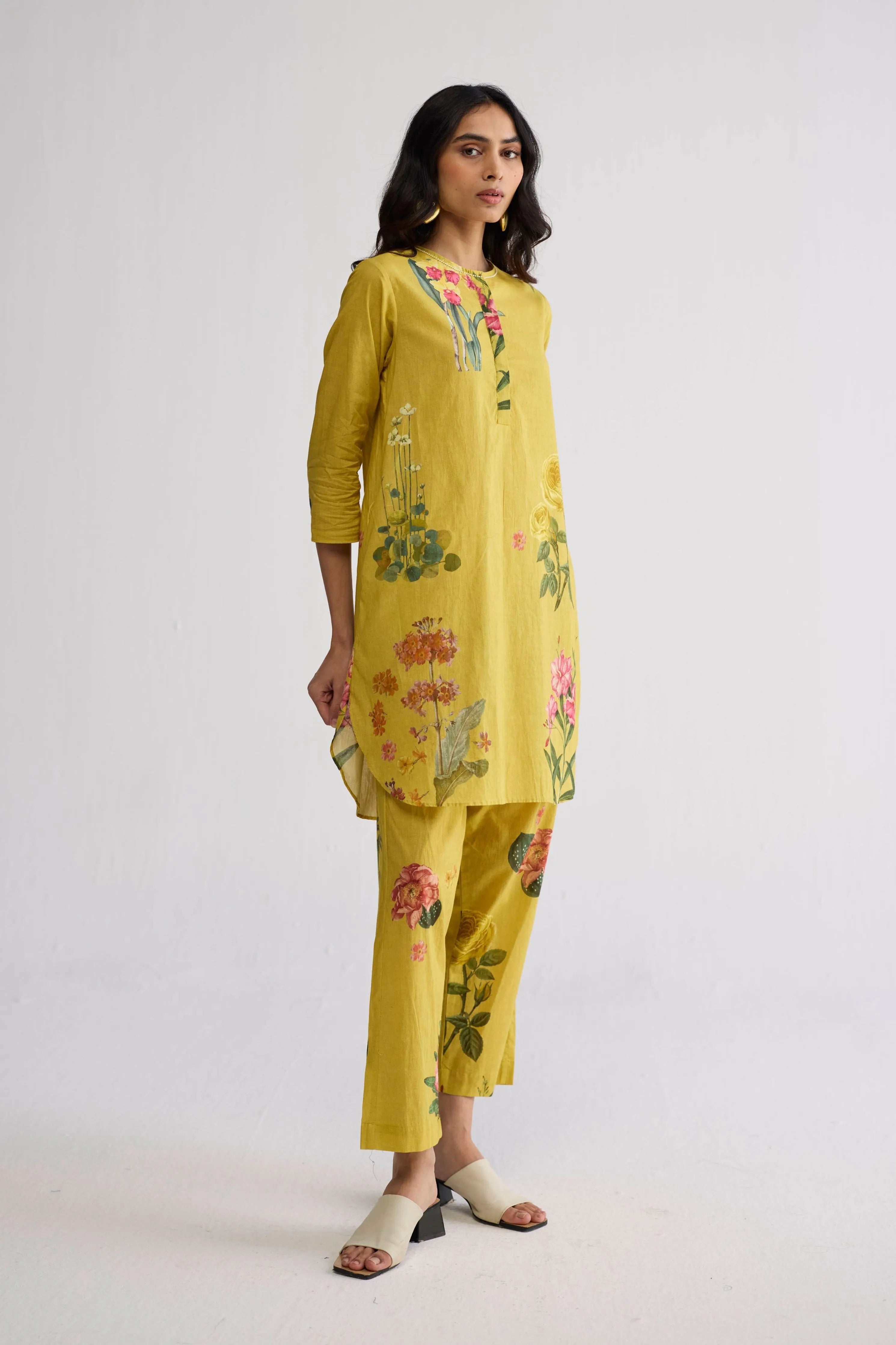 Romy Short Kurta Set