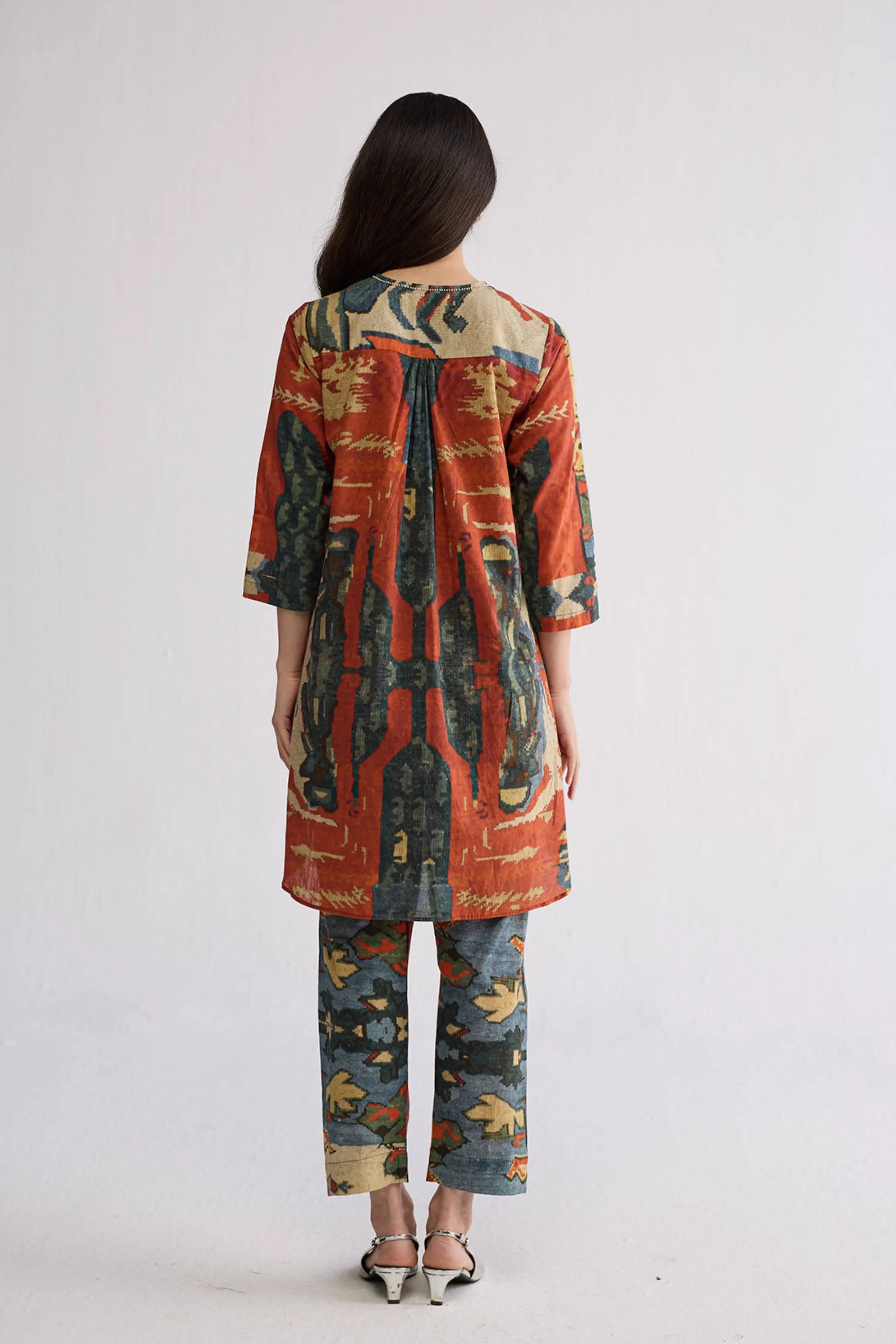 Alo Short Kurta Set