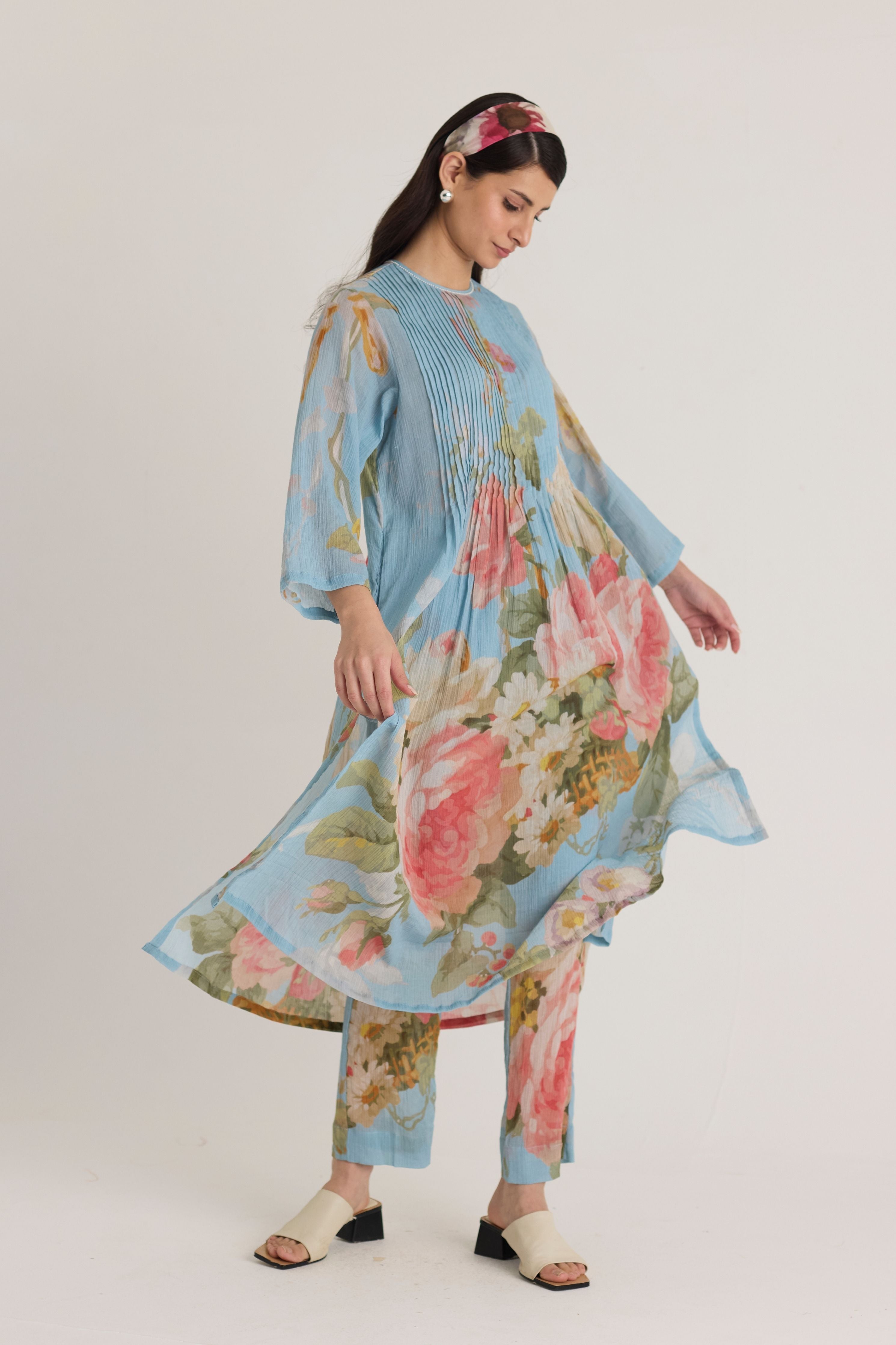 Taffy Pintucks Kurta Set