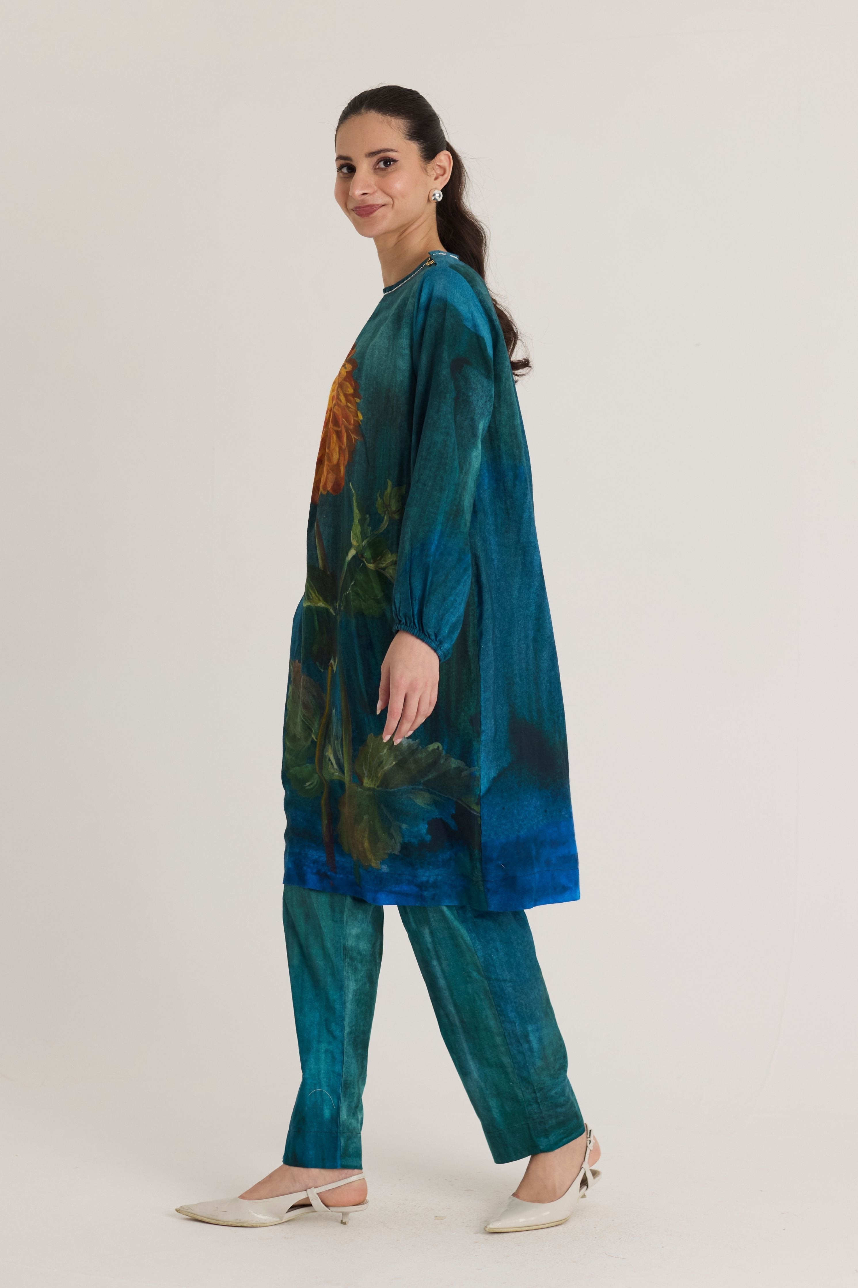 Dilly Dally Twill Kurta Set