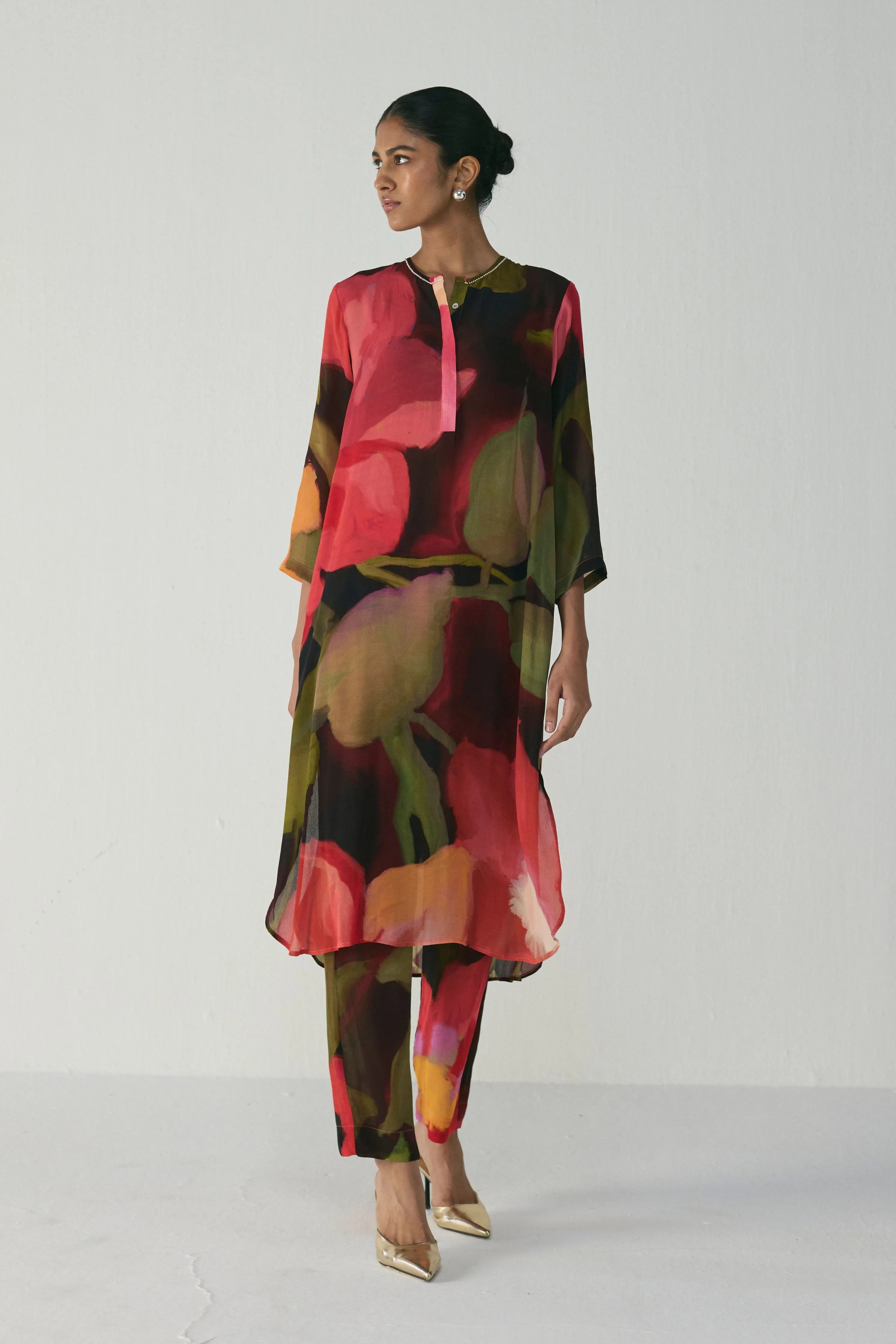 Manhattan Long Crepe Kurta Set