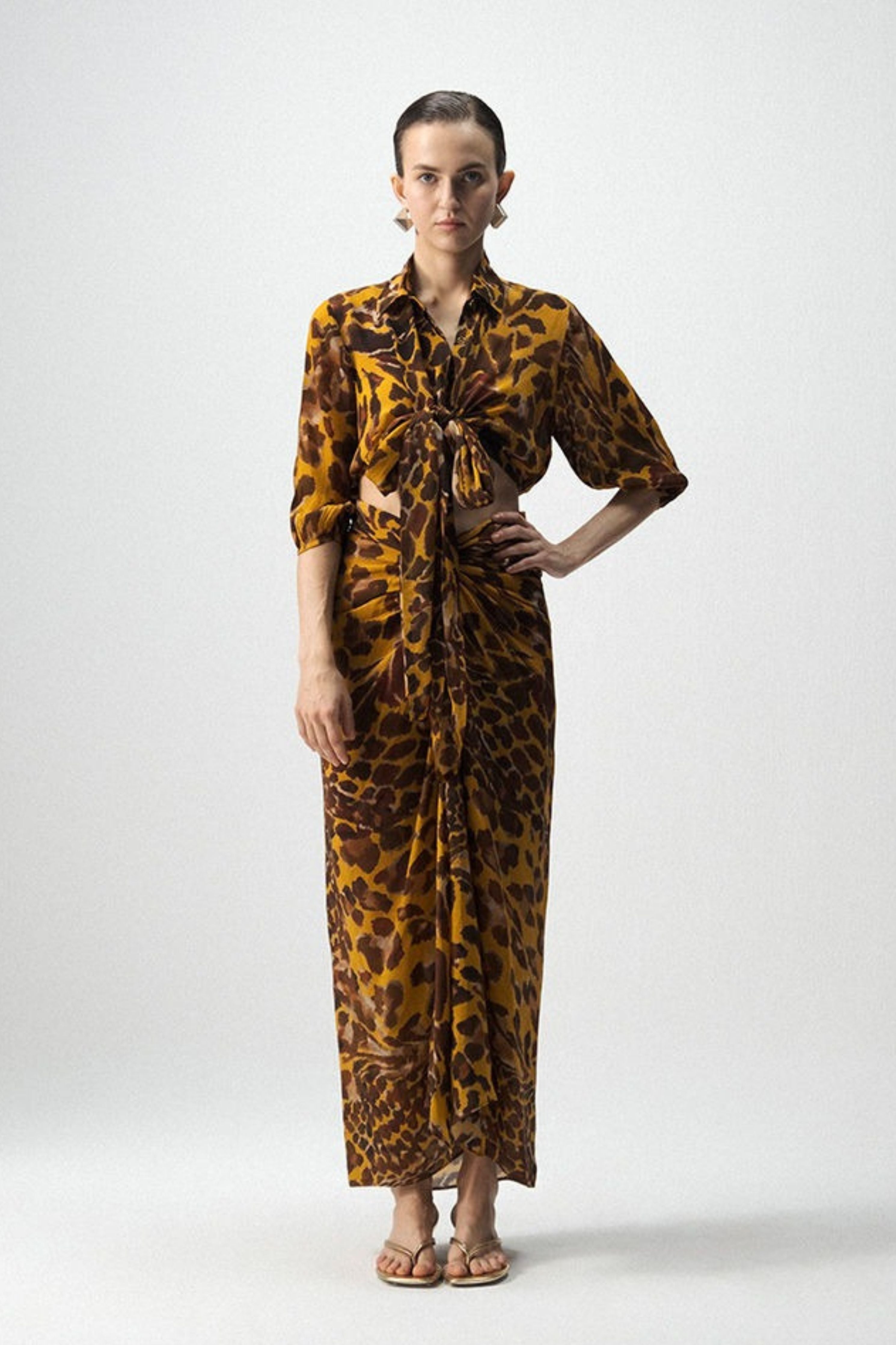 Chitara Tie Up Top And Knotted Skirt Set