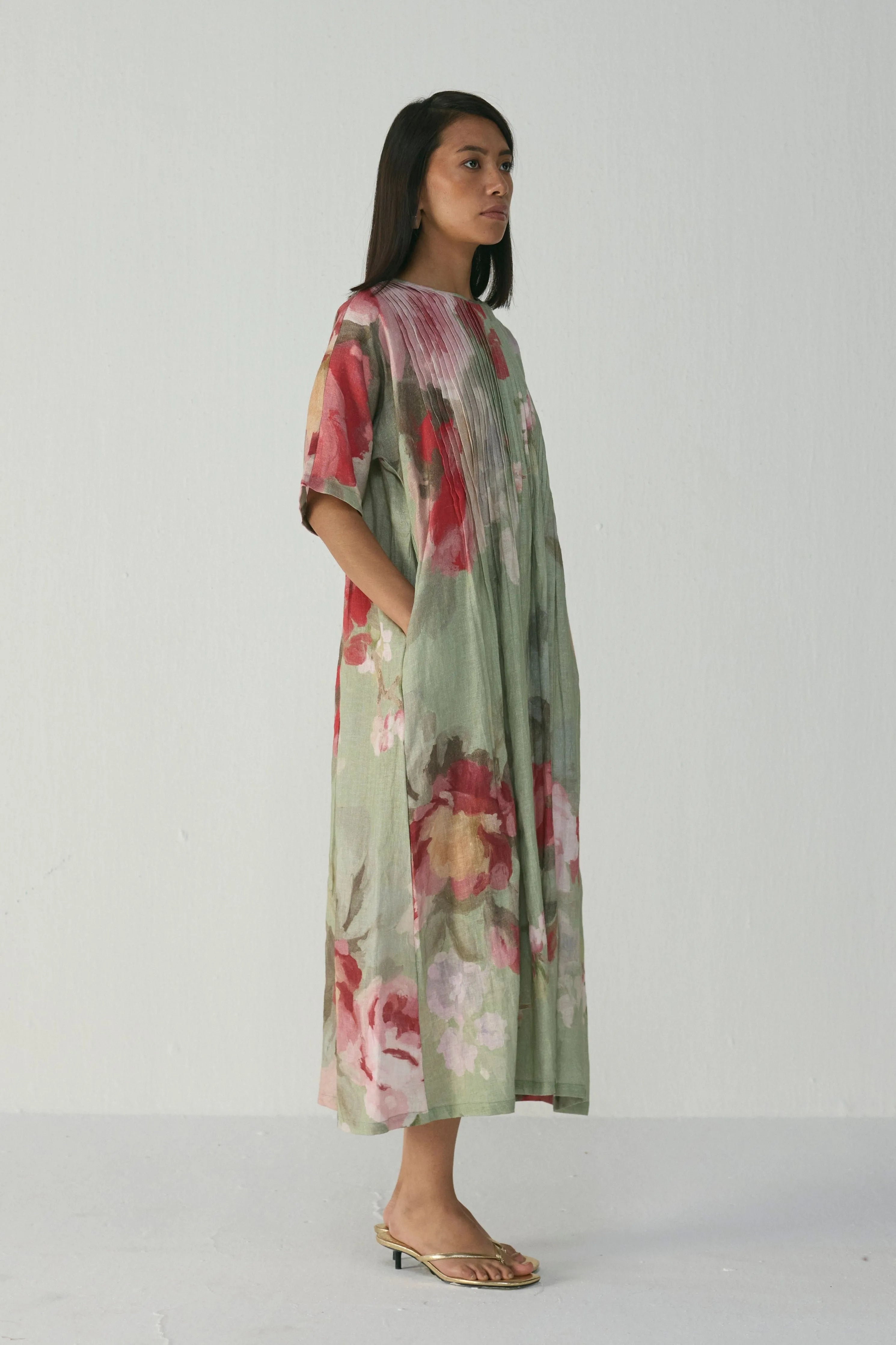 Roos Pintucks Dress