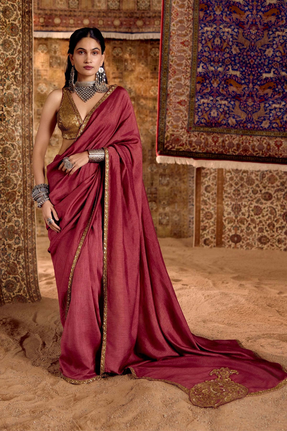 Anaarbuta Saree Set