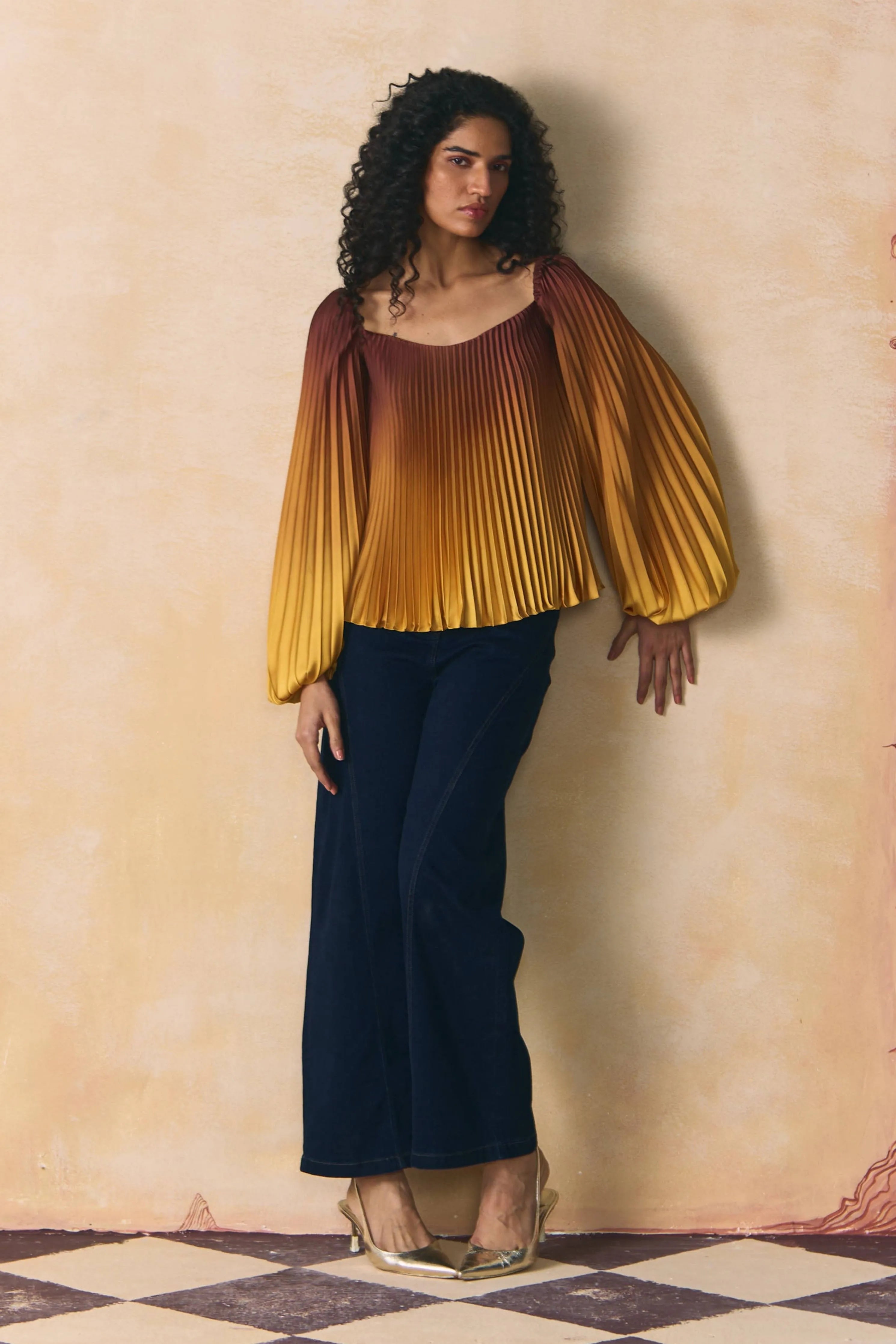 Lumina Top