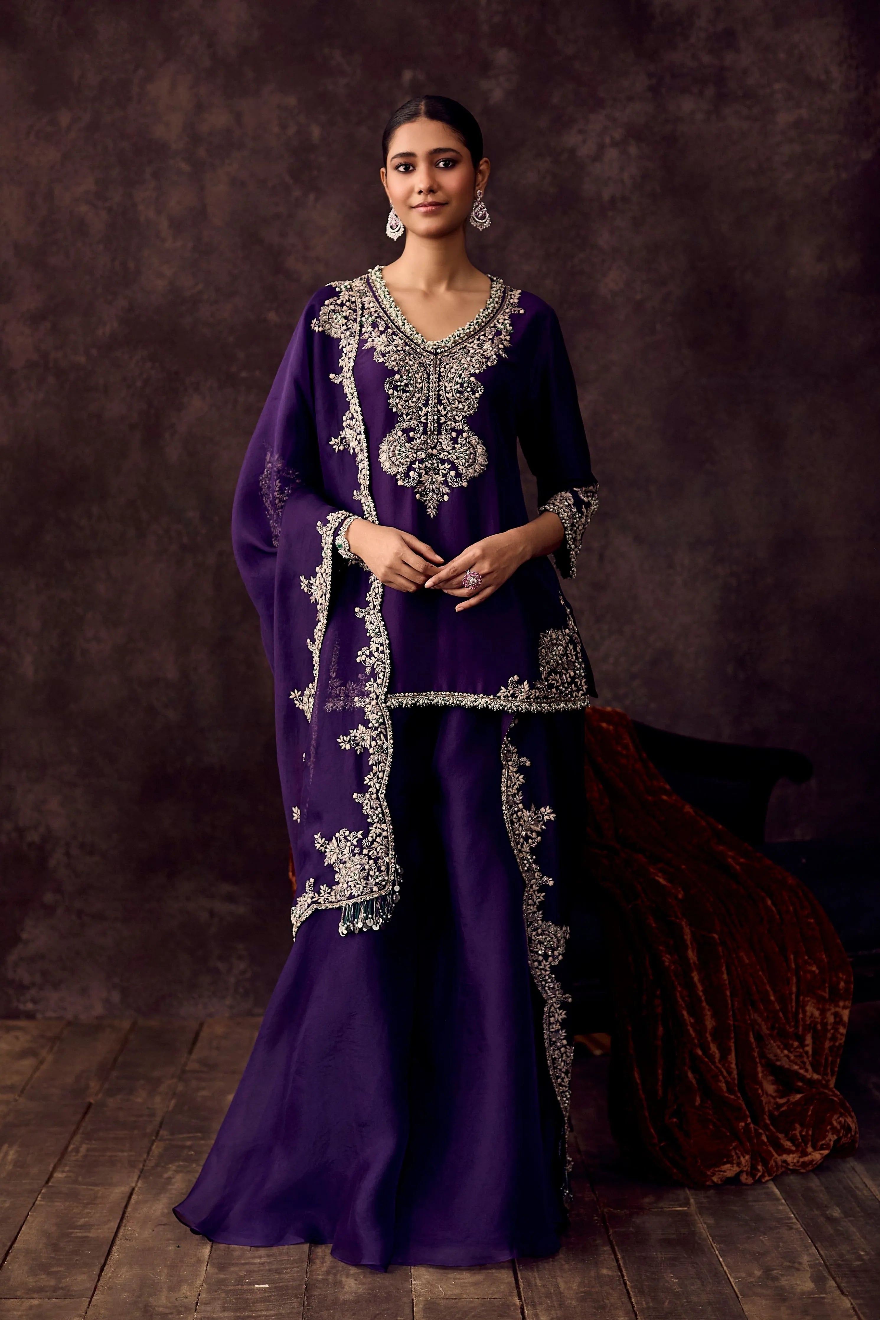 Am Moti Resham Suit
