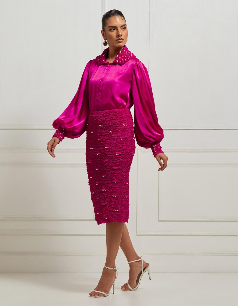 Signature Hex Collar Top With Bishop Sleeves In Pink