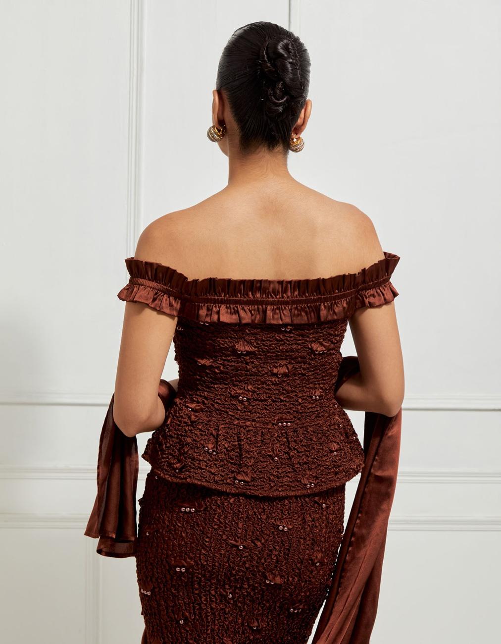 Off-Shoulder Ruffled Peplum Top In Brown