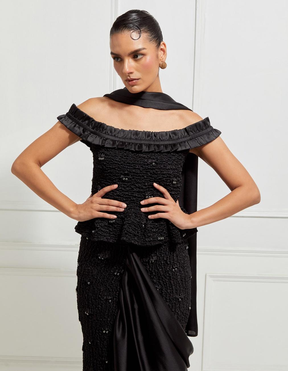 Smocked Skirt Concept Sari In Black