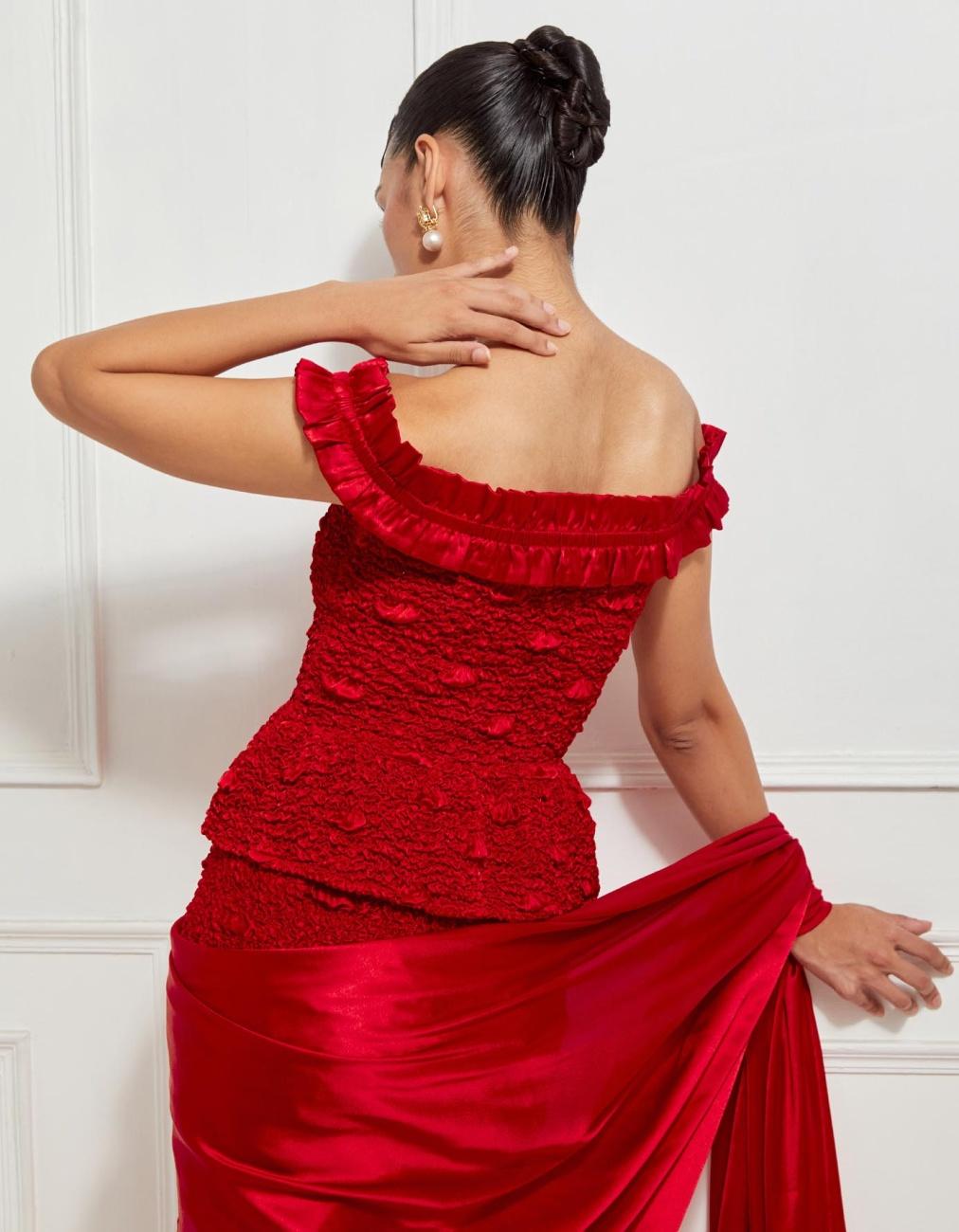 Smocked Skirt Concept Sari In Red